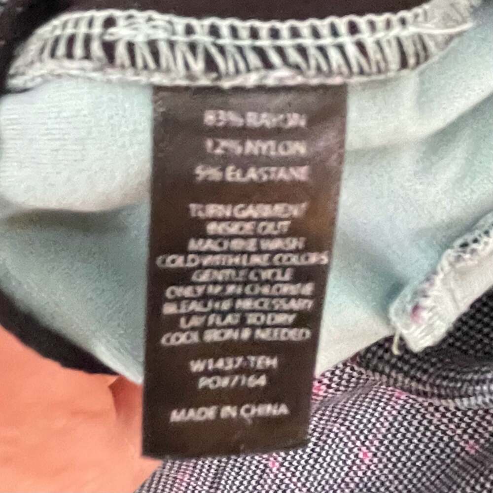 Betabrand grey and pink Houndstooth Glen Plaid ankle zip pants - Picture 6 of 6